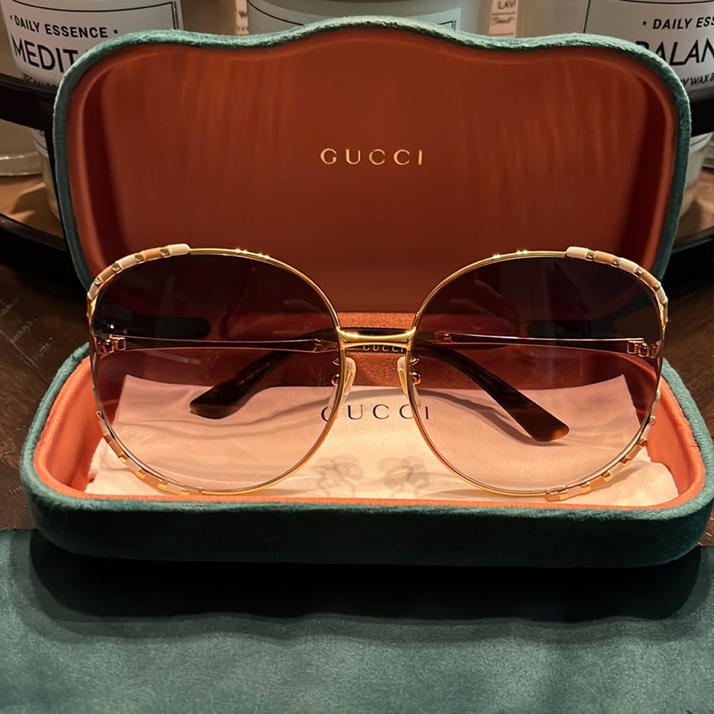 COPY - Gucci Brown Gradient Ladies Sunglasses. Comes with soft and hard case.